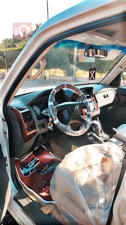 ميتسوبيشي باجيرو